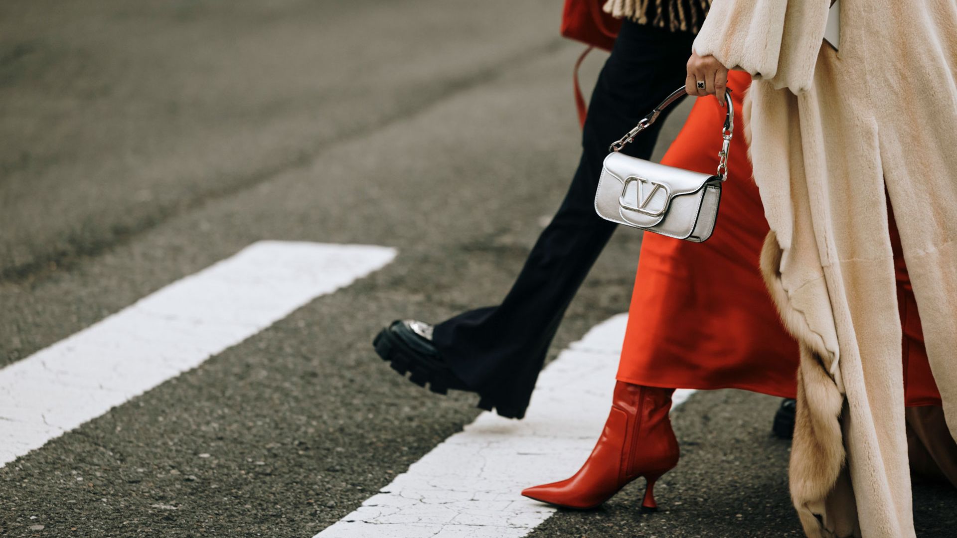 29 Best Shoe Brands For Women to Tackle BelowTheKnee Dressing