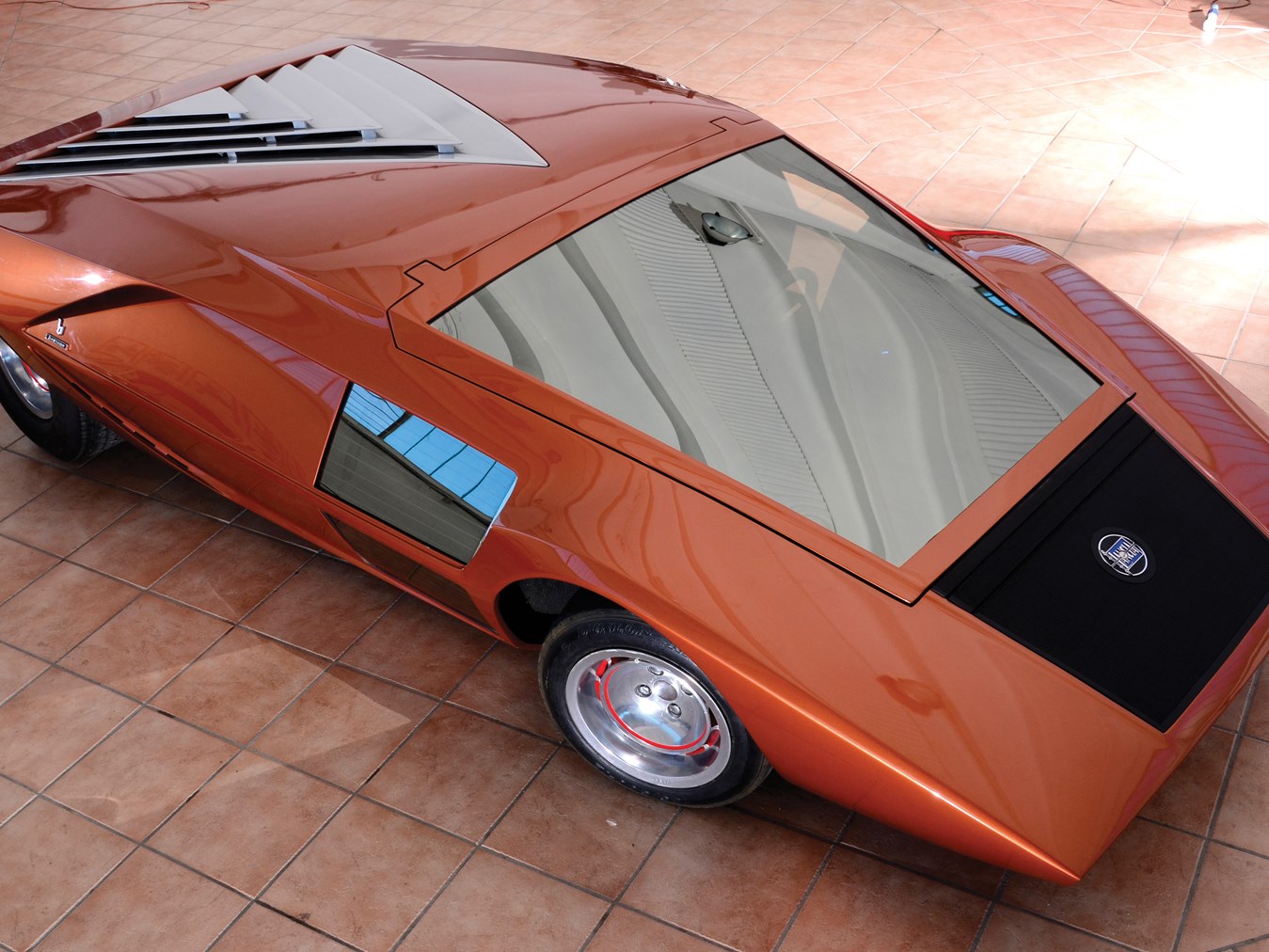 Stratos Zero concept overhead