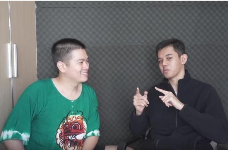 Oura saat berbincang pada Jonathan Liandi. (YouTube/ Jonathan Liandi)