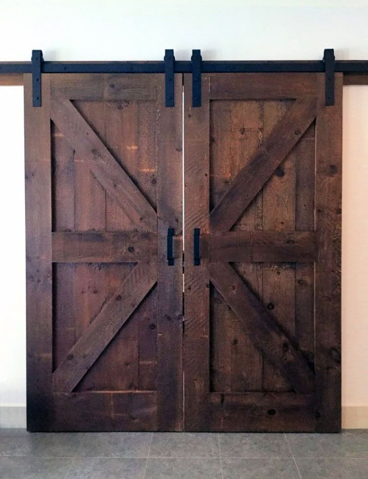 DIY Rustic Barn Door in 6 Steps