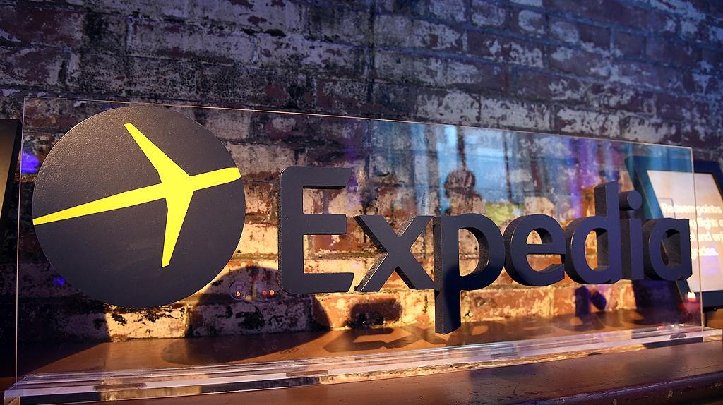 Expedia sign