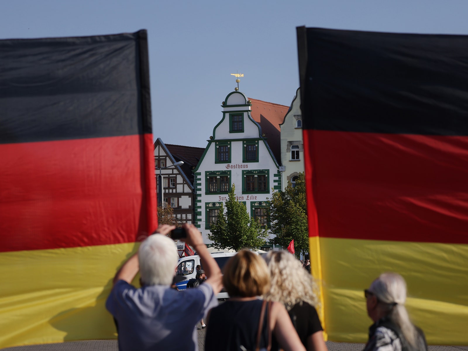 The Complicated Rise of the Right in Germany’s Left-Behind Places