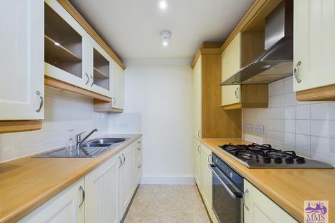 2 bedroom penthouse for sale, Pleasant Row, Gillingham