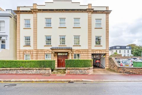 2 bedroom flat for sale, Midvale Road, St. Helier, Jersey. JE2 3TY