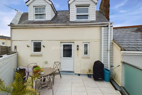 3 bedroom semi-detached house for sale, James Road, St Helier