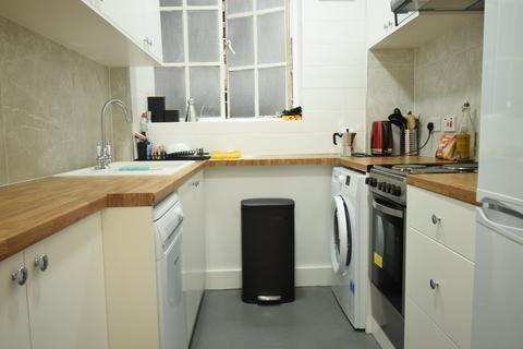 2 bedroom apartment to rent, Brompton Road, London SW3