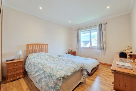 2 bedroom flat for sale, 24 Ernest Watson Close, St Clement