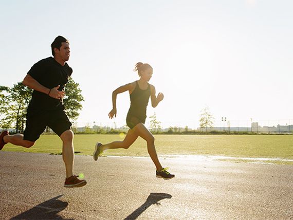 This Runner's Genius Proposal Pretty Much Drops the Mic