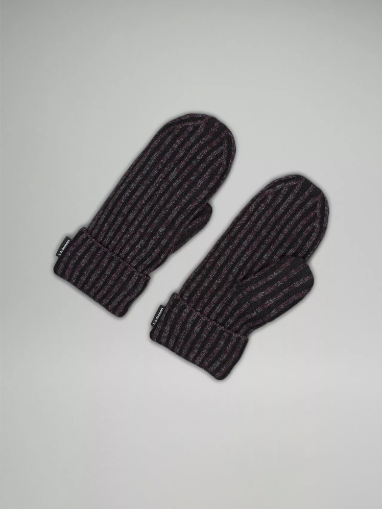 Textured Fleece-Lined Knit Mittens in dark gray color way on dark background