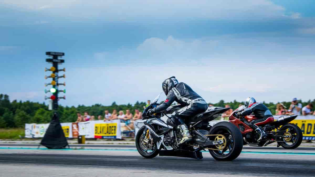 Dragrace med motorsykler