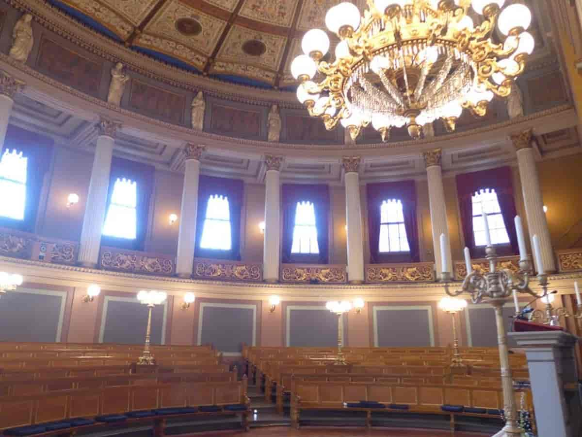 Nyklassisistisk interiør i Gamle Festsal, Domus Academica, Universitetet i Oslo