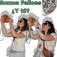 a poster with two women holding a rope with the words somos felices written above them