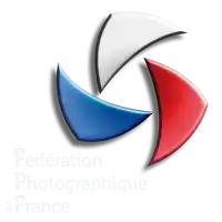 a red white and blue logo for the federation photographique de france