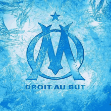 a logo for droit au but is displayed on a blue background