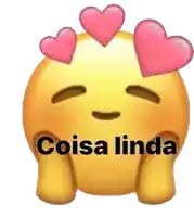 a yellow smiley face with pink hearts and the words coisa linda written on it