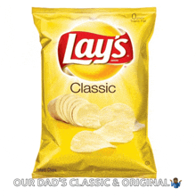 a bag of lay 's classic potato chips is shown