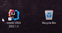 a screenshot of a computer screen showing a move to recycle bin button