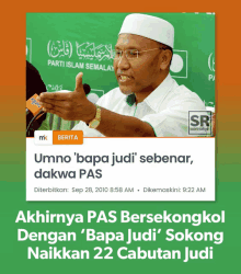 a man is giving a thumbs up in front of a green background that says parti islam semalaya