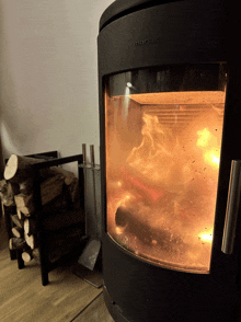 a wood burning stove with the word mordo on the side