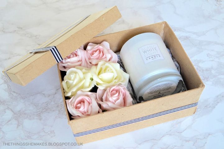 Beautiful Flower Gift Box