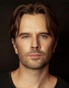 Graham Wardle as Ty Borden