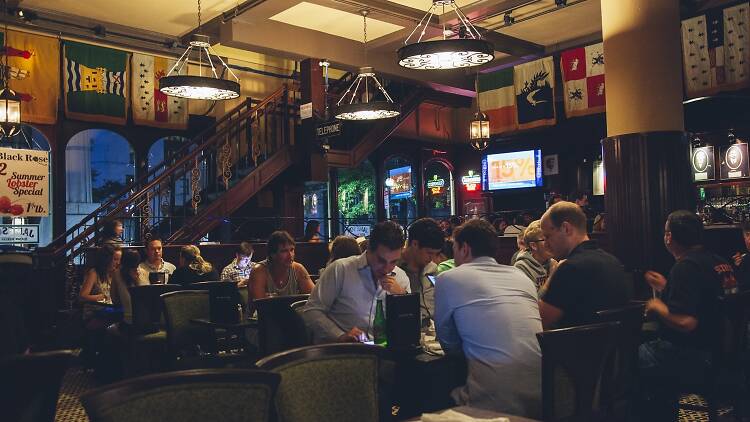 Drink a proper pint at an authentic Irish pub