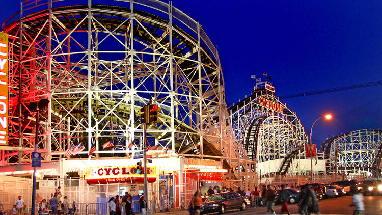 Luna Park & Deno's Wonder Wheel Amusement Park