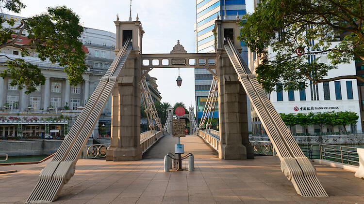 But the oldest bridge is Cavenagh Bridge