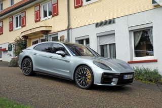 porsche panamera turbo e-hybrid