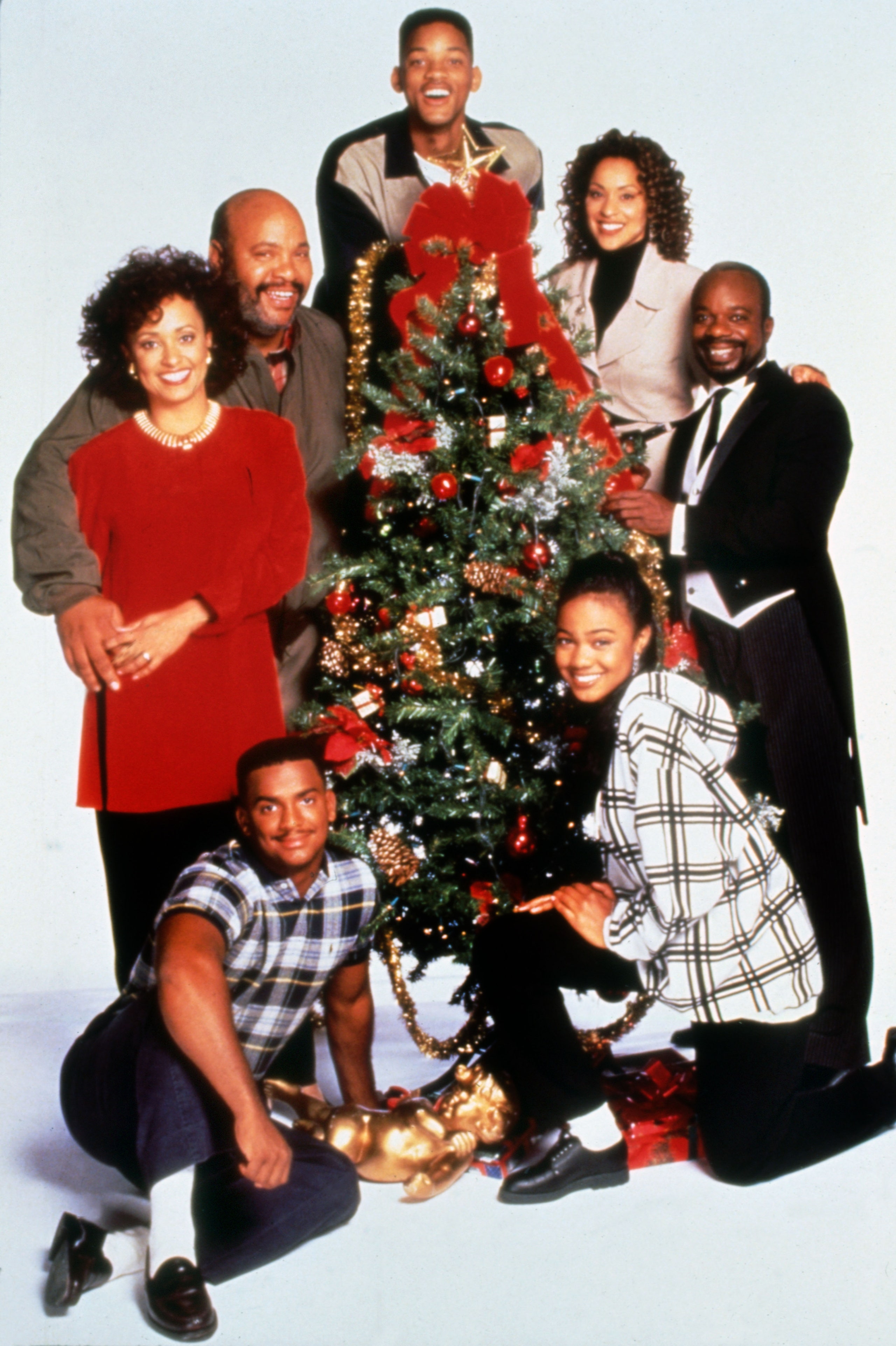 Image may contain Joseph Marcell Daphne Maxwell Reid Alfonso Ribeiro Human Person Tatyana Ali Will Smith and Clothing