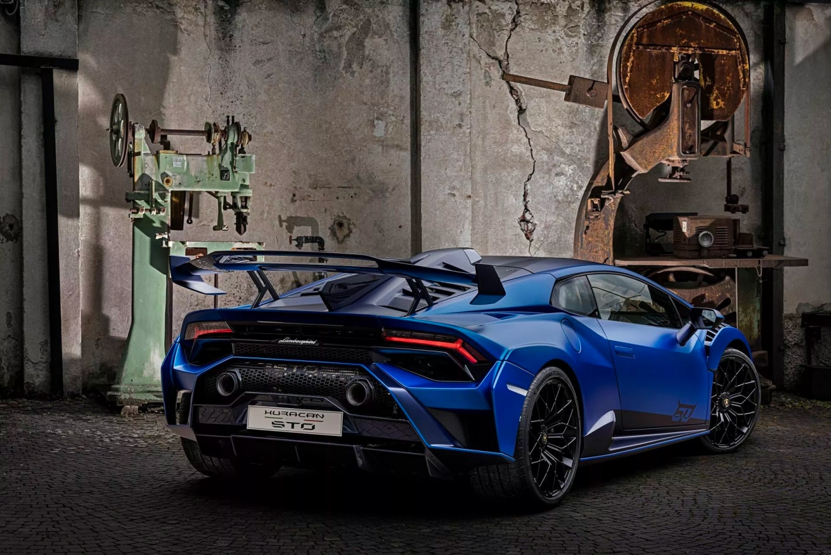 Lamborghini trình làng Huracan phiên bản đặc biệt kỷ niệm 60 năm ...