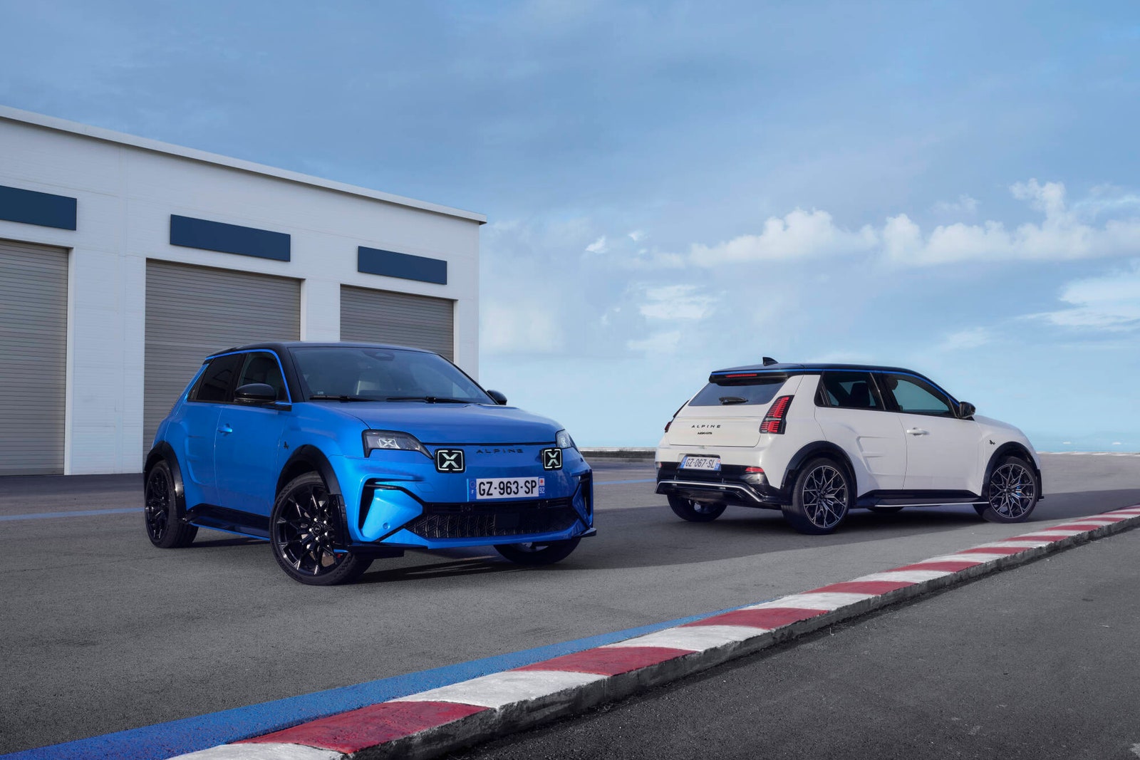 Alpine’s A290 Hot Hatch Kickstarts the Brand’s Electric Future