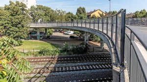 Marode Omegabrücke wegen Lebensgefahr gesperrt