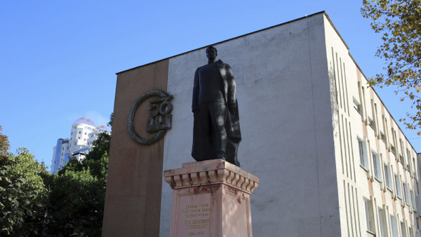 Umstritten: das Denkmal des sowjetischen Generals Ivan Chernyakhovsky in Odessa