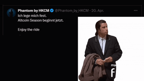 a tweet from phantom by hkcm with a picture of johnny depp