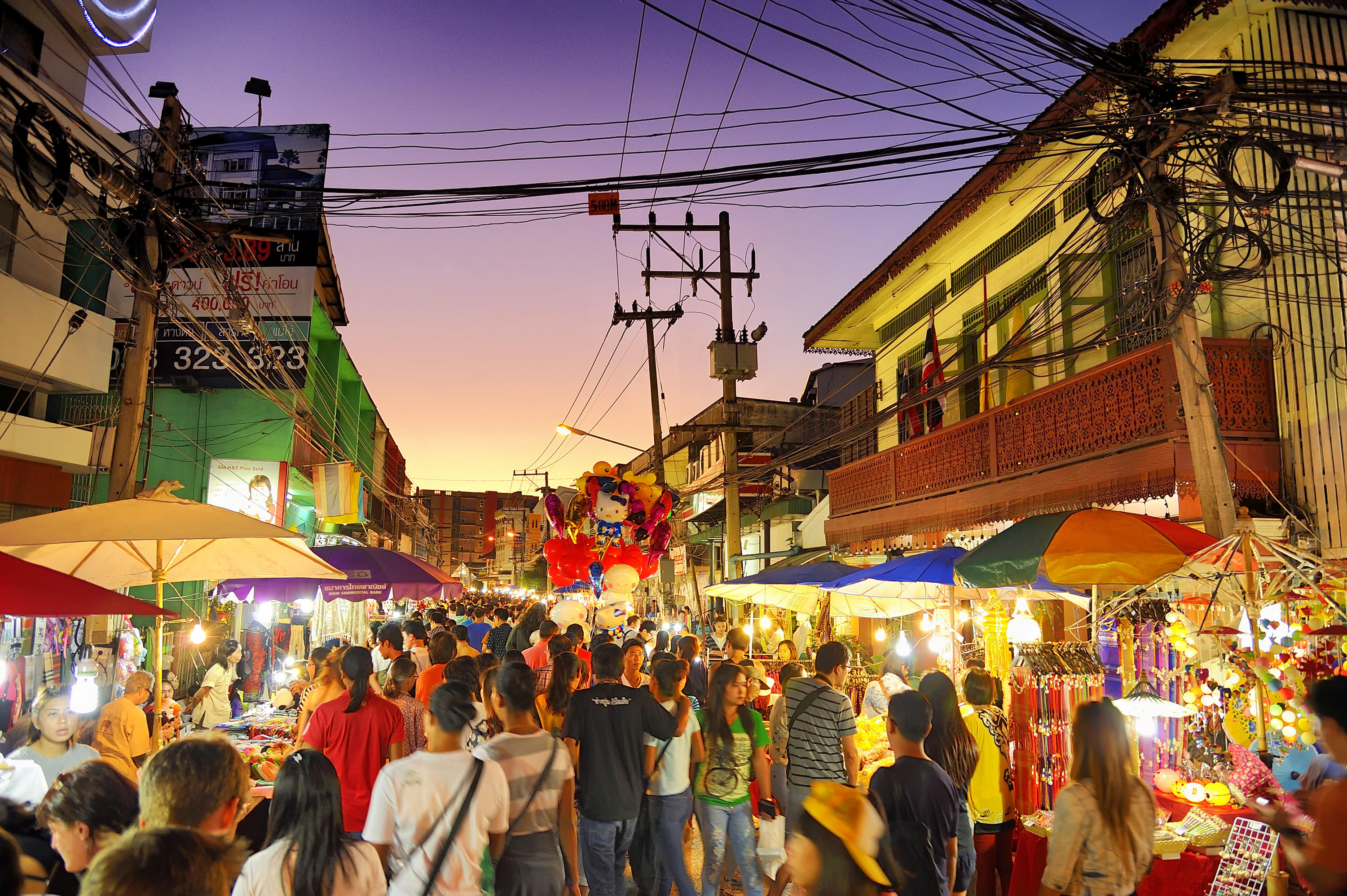 Saturday Walking Street Market