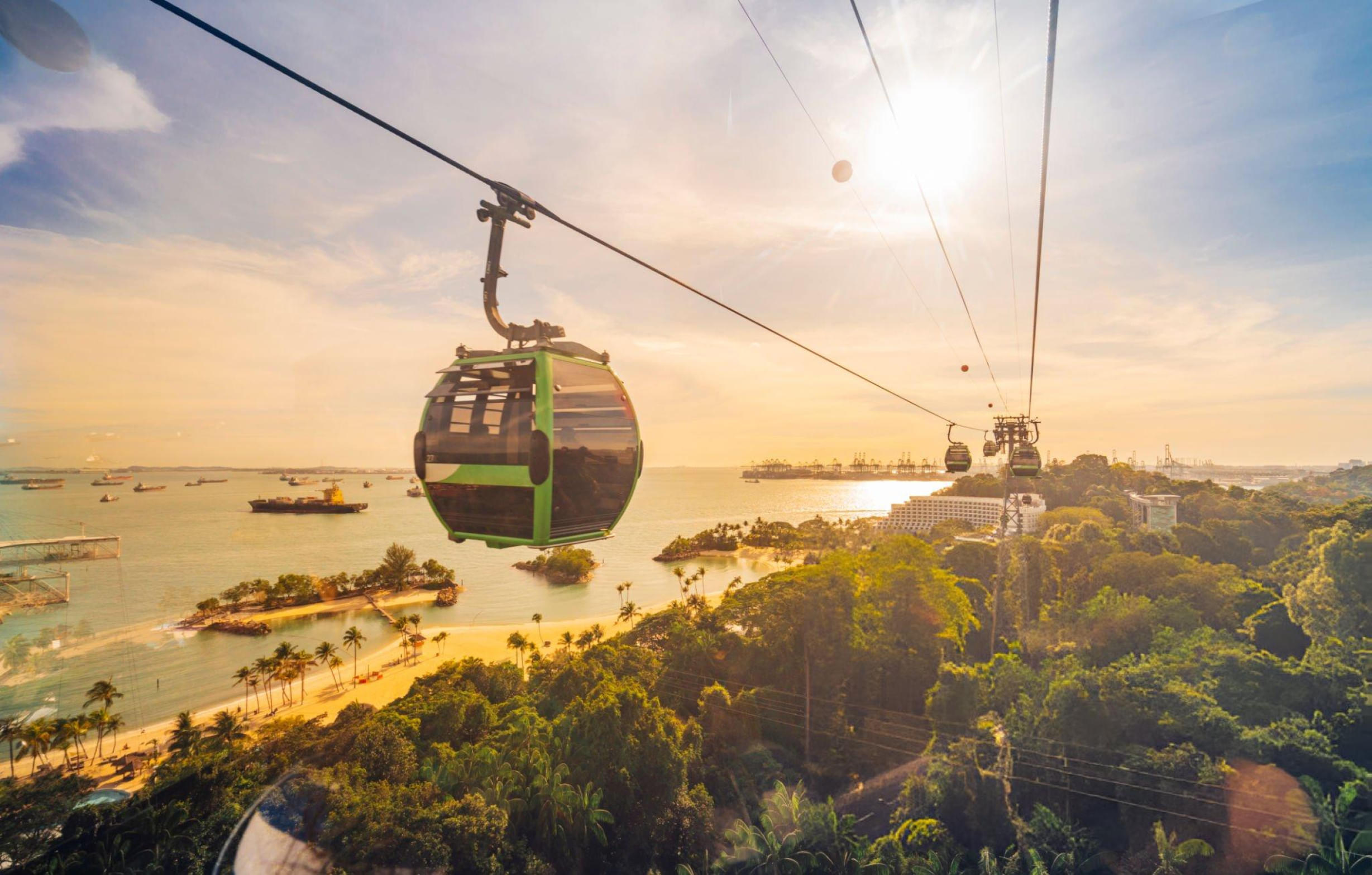 Amazing view of the Singapore Cable Car