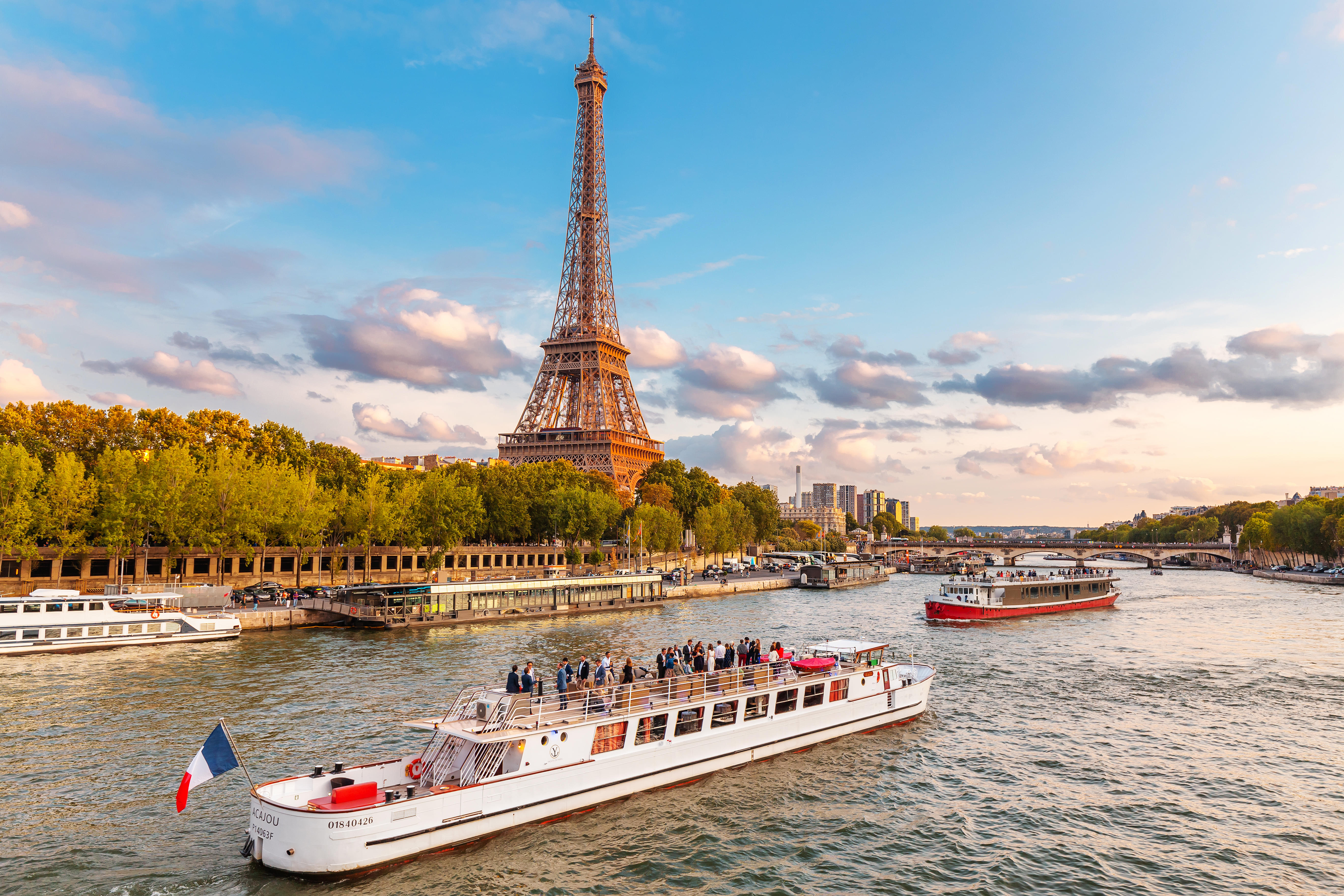 Paris Tour Packages | Upto 40% Off