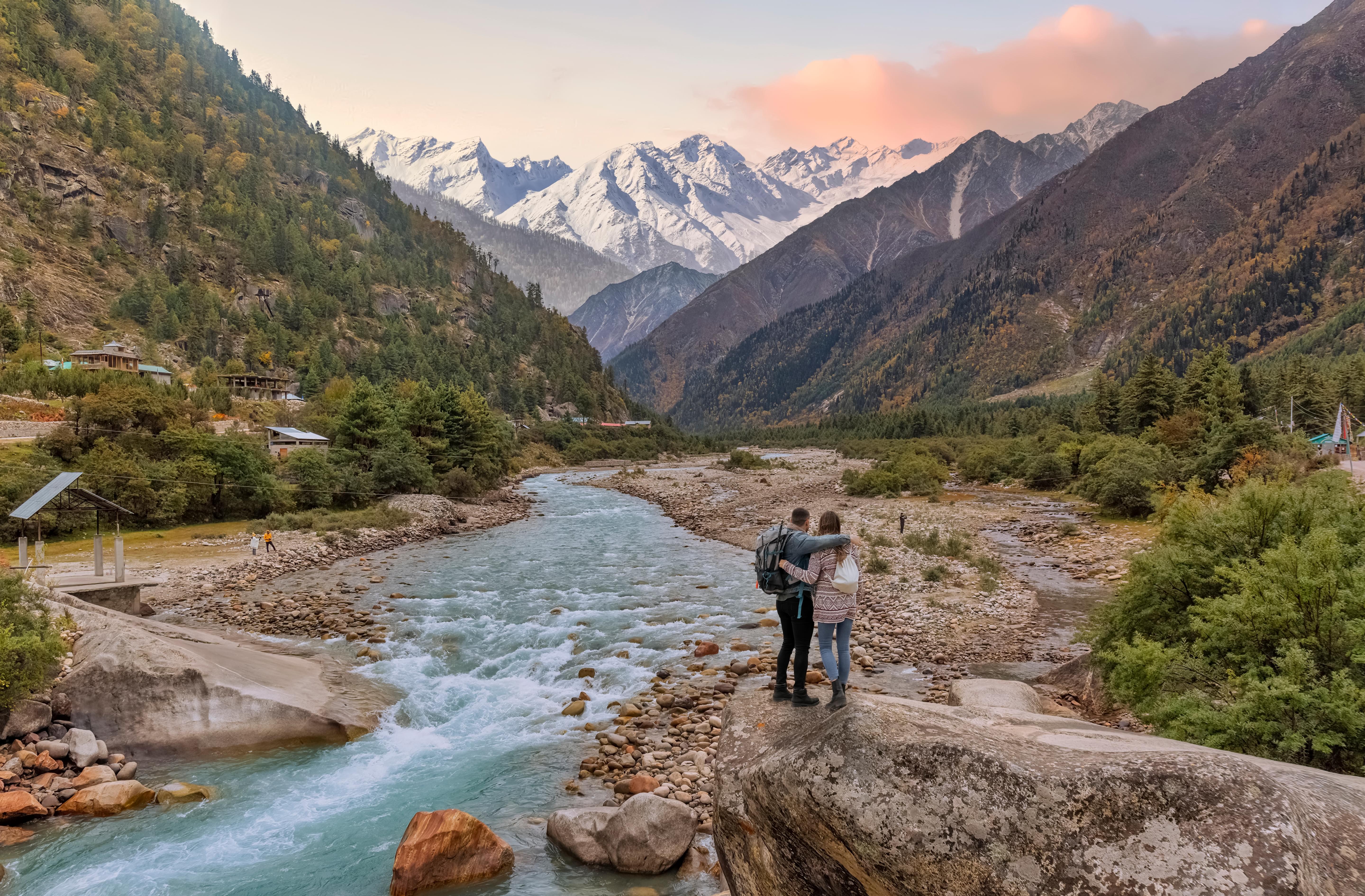 Kasol Packages from Hyderabad | Get Upto 40% Off