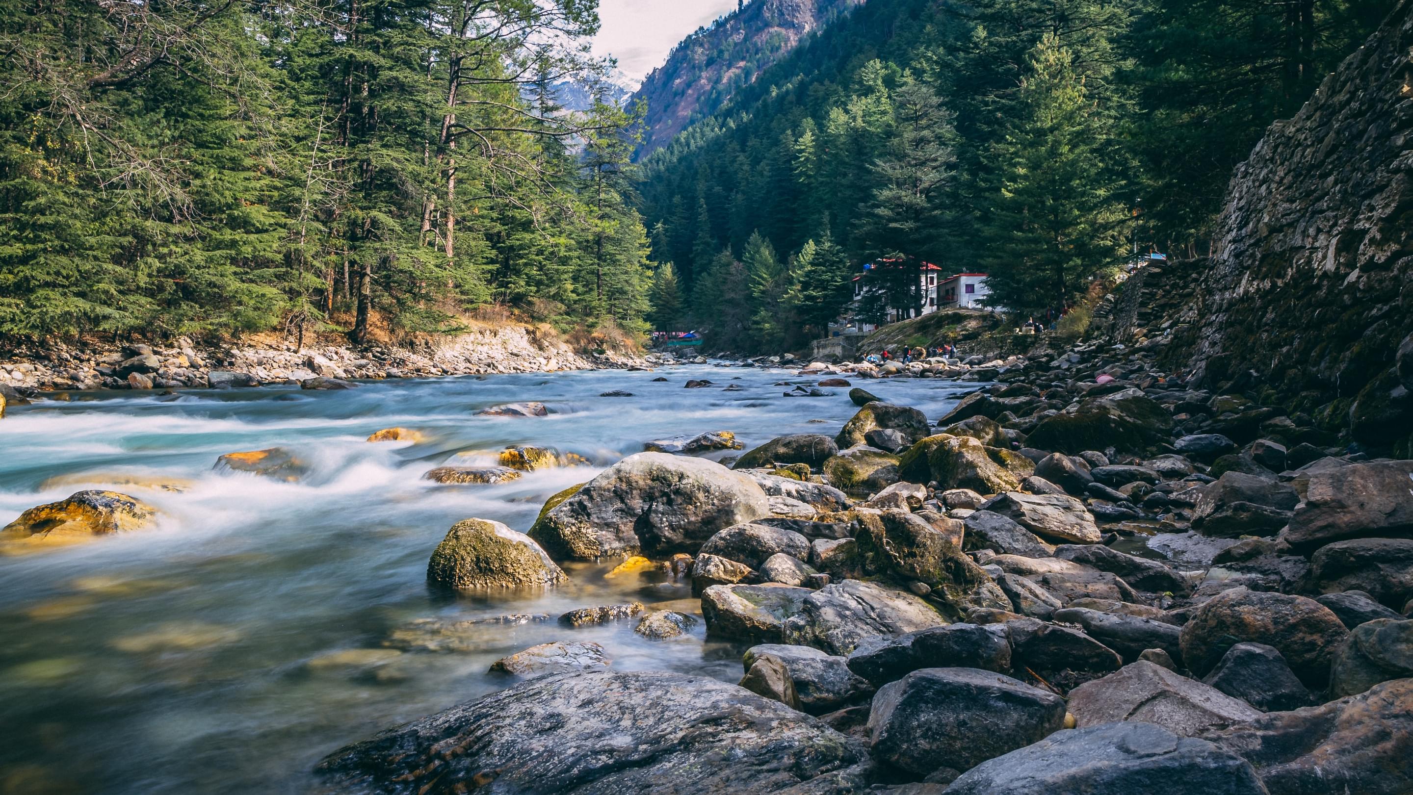 Kasol Packages from Hyderabad | Get Upto 40% Off