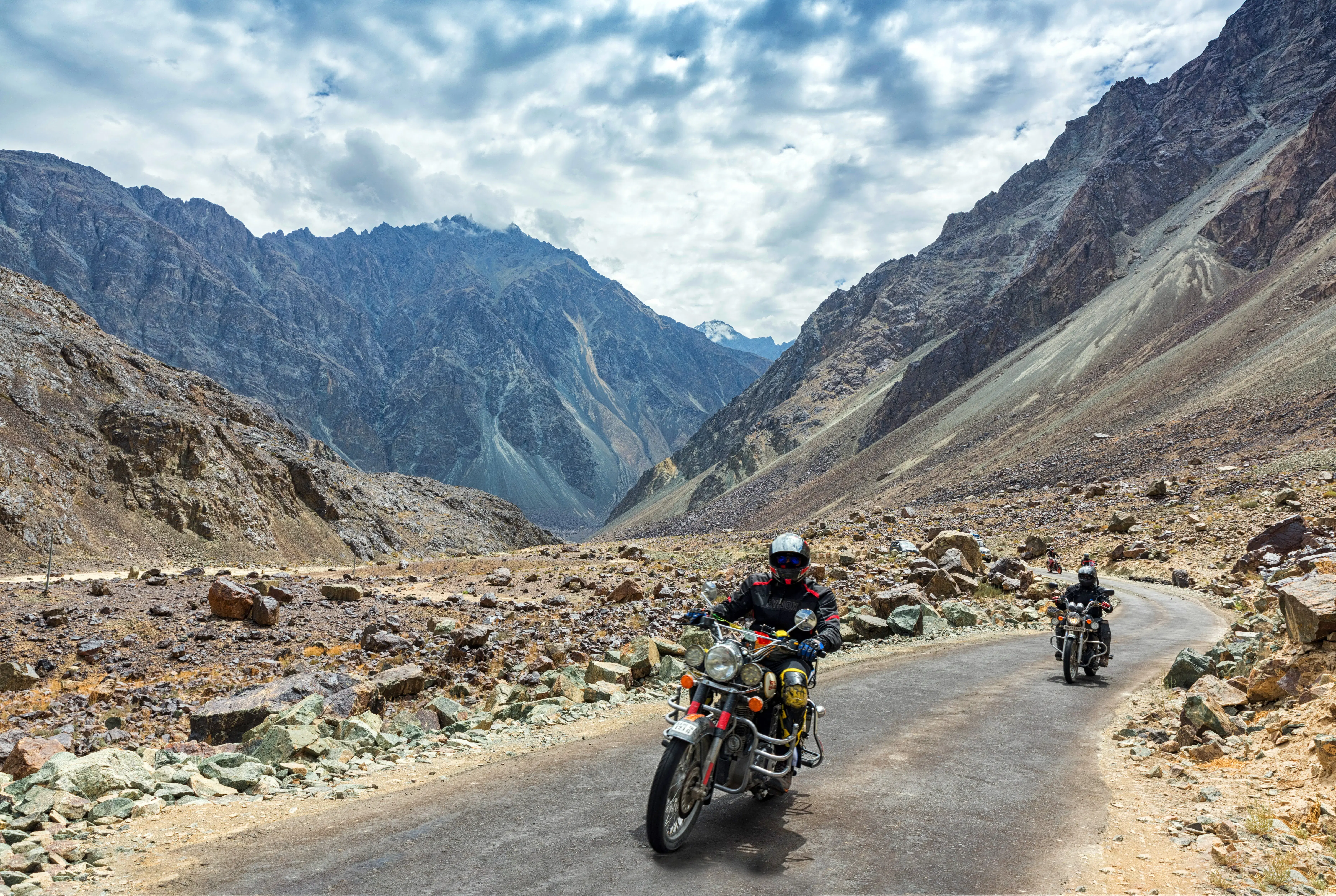 Ladakh Tour Packages | Upto 40% Off