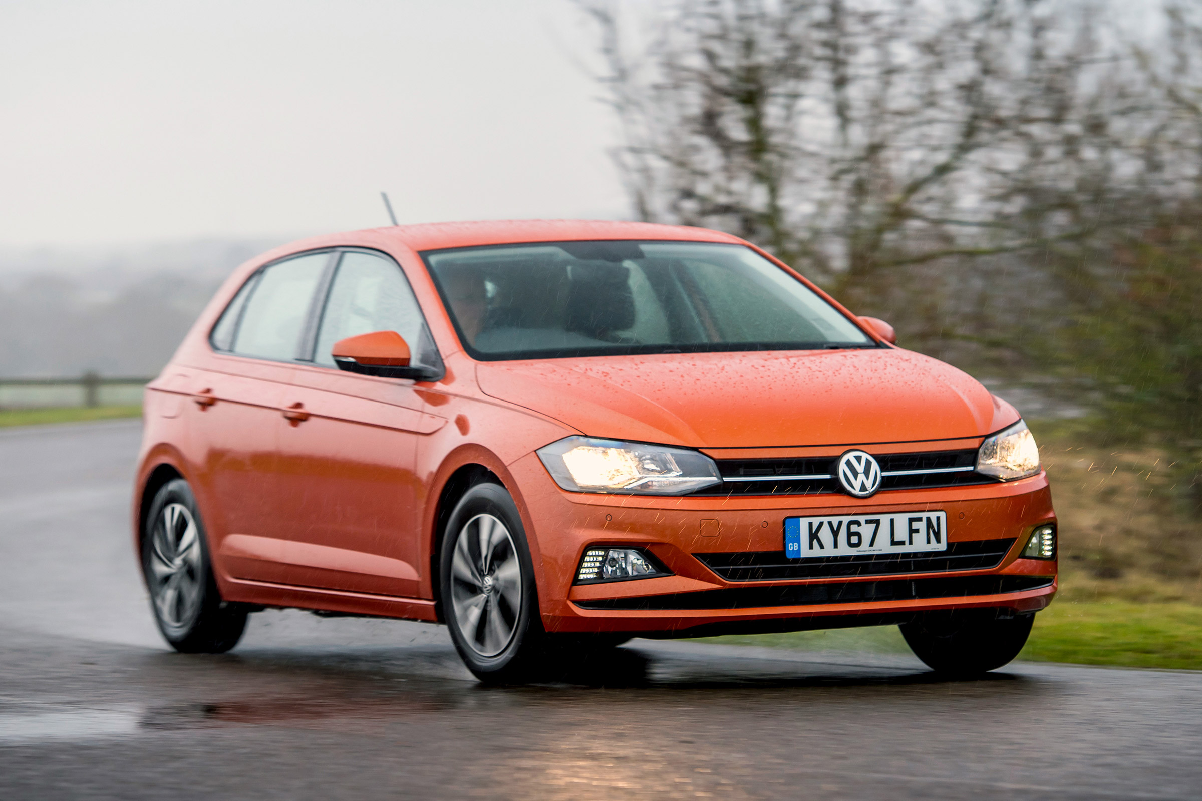 Volkswagen Polo Sedan Poj 1.4 - Jak sprawdzić czy samochód ma isofix