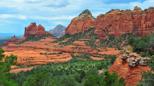 Sedona, Jerome & Montezuma Castle Van Tour