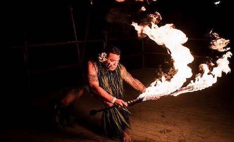 Voyagers of the Pacific Luau på Royal Kona Resort