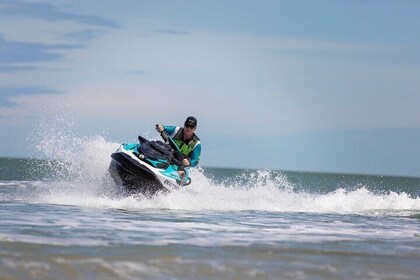 1-Hour Thunderball WWII Adventure Jet Skiing in Darwin