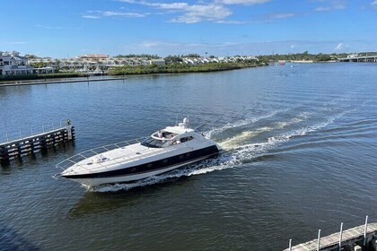 Luxury Yacht 65' Sunseeker from Palm Beach