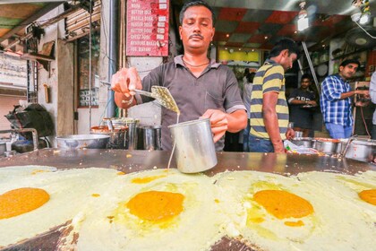 Kuala Lumpur: Tour gastronomico serale in bicicletta