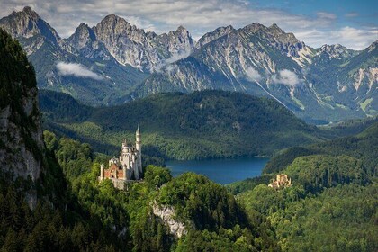 Private Day Trip from Munich to Neuschwanstein Castle