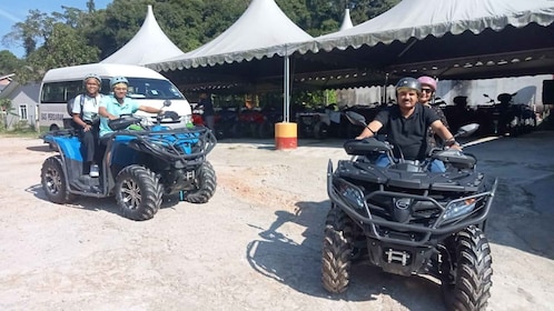 Kuala Lumpur: Private ATV-Tour mit Wasserfällen in Kemensah