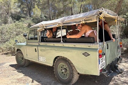 Mallorca Secret Coves Land Rover Private Tour